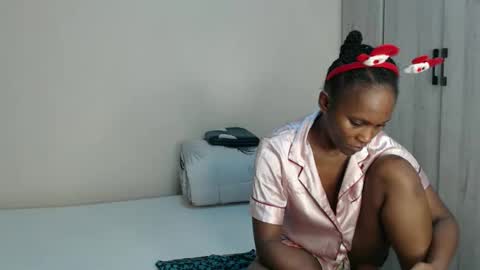 Jemmi online show from April 23, 2026, 10:47 am