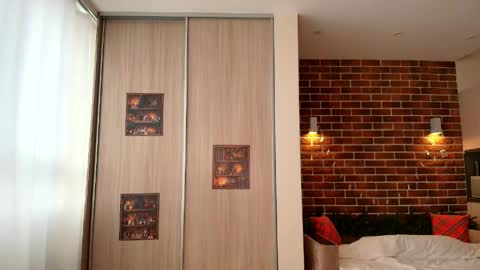 JENNY  YOUR HOME GIRL   online show from April 25, 2026, 9:12 am