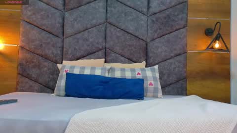 Snapshot of jenacooper__ chatting on May 27, 2026, 2:52 am Jena online show from May 27, 2026, 2:52 am