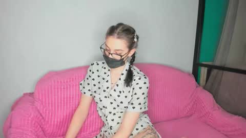 Snapshot of jenayorteg chatting on March 10, 2026, 10:59 pm Molly online show from March 10, 2026, 10:59 pm