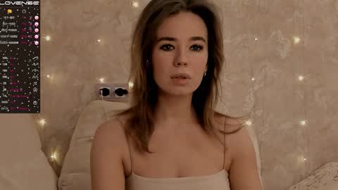 EvaSileZ online show from February 4, 2026, 1:17 pm