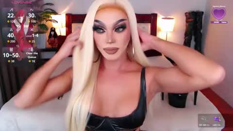 Queen Jenifer online show from June 23, 2026, 2:20 am