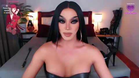Queen Jenifer online show from July 11, 2026, 3:09 am