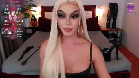 Queen Jenifer online show from July 20, 2026, 10:39 am