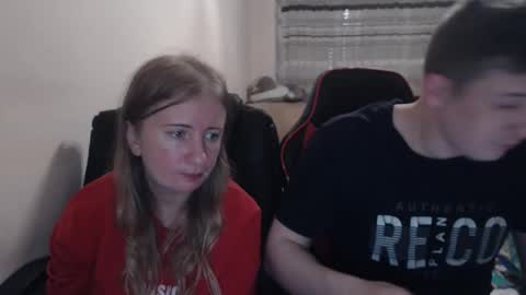 JenisAndPeter online show from October 25, 2025, 7:30 pm