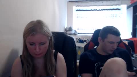 JenisAndPeter online show from June 7, 2026, 7:23 am