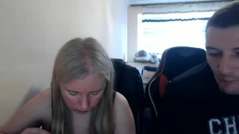 JenisAndPeter online show from June 16, 2026, 5:32 am
