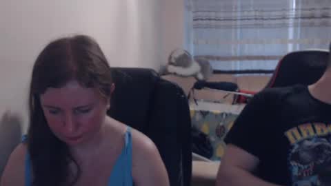 Snapshot of jenisandpeter chatting on July 3, 2026, 5:41 pm JenisAndPeter online show from July 3, 2026, 5:41 pm