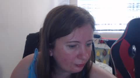 Snapshot of jenisandpeter chatting on July 4, 2026, 5:46 am JenisAndPeter online show from July 4, 2026, 5:46 am