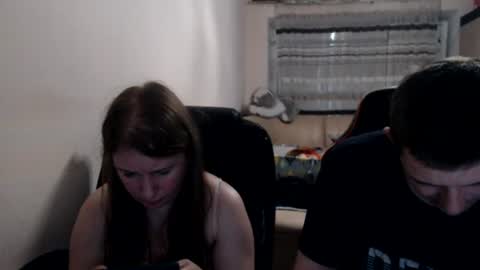 Snapshot of jenisandpeter chatting on July 7, 2026, 7:40 pm JenisAndPeter online show from July 7, 2026, 7:40 pm
