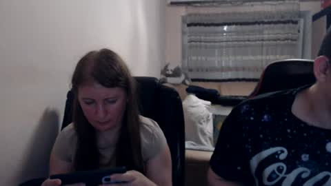 Snapshot of jenisandpeter chatting on July 24, 2026, 6:28 pm JenisAndPeter online show from July 24, 2026, 6:28 pm