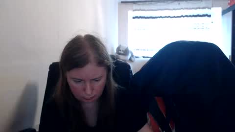 Snapshot of jenisandpeter chatting on July 28, 2026, 11:28 am JenisAndPeter online show from July 28, 2026, 11:28 am