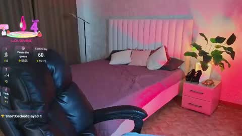 Snapshot of jenna_adams_ chatting on June 12, 2026, 2:43 am jenna_adams_ online show from June 12, 2026, 2:43 am