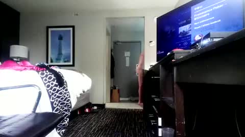 Jenna Cross online show from February 2, 2025, 4:32 pm