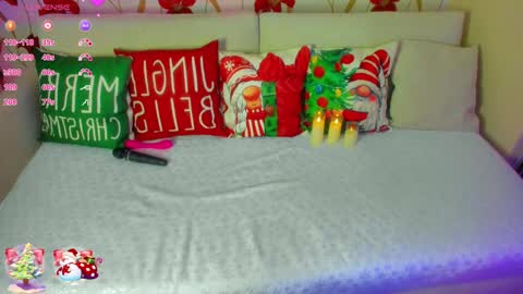 Snapshot of jennalison chatting on January 5, 2025, 3:45 pm Jenn online show from January 5, 2025, 3:45 pm