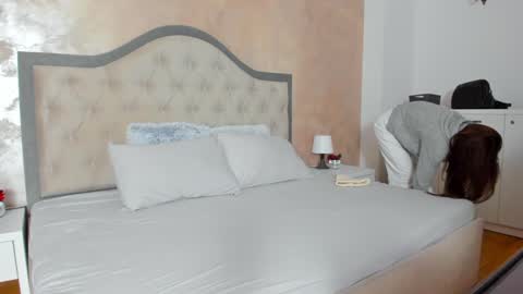 Snapshot of jennamyers chatting on February 4, 2025, 8:17 pm JennaMyers online show from February 4, 2025, 8:17 pm