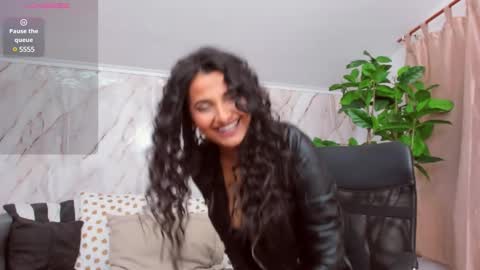 Snapshot of jennaprice chatting on December 14, 2024, 2:31 pm JennaPrice online show from December 14, 2024, 2:31 pm