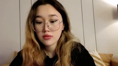 JENNA online show from May 2, 2026, 4:17 am