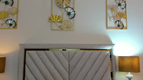 jenner_madison online show from June 27, 2026, 12:22 pm