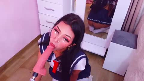 Jenner online show from June 20, 2026, 9:39 pm