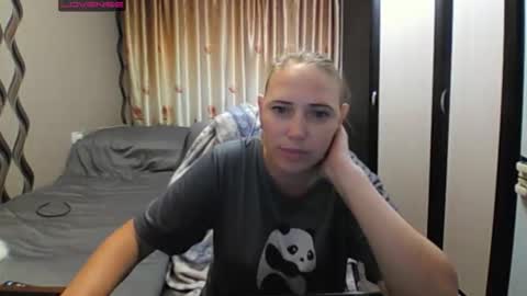 Snapshot of jennideep chatting on June 3, 2026, 1:03 pm JenniDeep online show from June 3, 2026, 1:03 pm