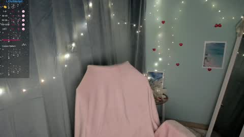 Snapshot of jennie_berry chatting on January 12, 2025, 10:33 pm Jennie online show from January 12, 2025, 10:33 pm