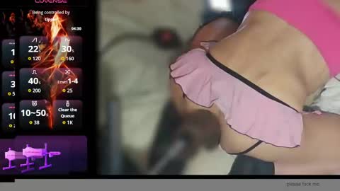 Snapshot of jennie_bttmcd chatting on October 5, 2025, 2:04 pm Jennie bttmcd online show from October 5, 2025, 2:04 pm