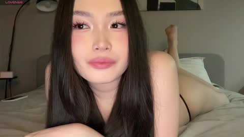 jennie_yung online show from May 21, 2026, 11:34 pm