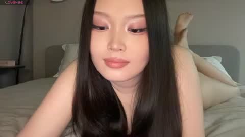jennie_yung online show from July 26, 2026, 11:33 pm