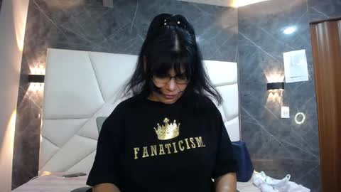 Jennifer online show from April 23, 2026, 10:56 pm