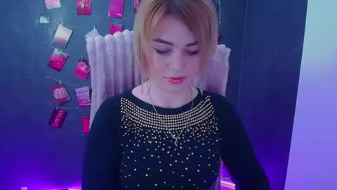 Jennifer online show from May 2, 2026, 11:37 am