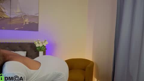 Snapshot of jennifer_hayess chatting on December 18, 2025, 1:33 am Jennifer hayess online show from December 18, 2025, 1:33 am