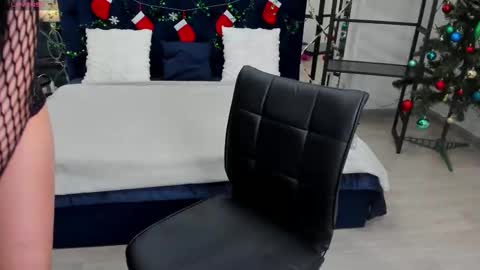 Jennifer online show from January 7, 2026, 1:30 am