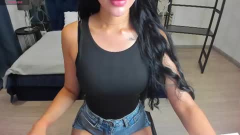 Snapshot of jennifer_munoz chatting on June 23, 2026, 7:28 am Jennifer online show from June 23, 2026, 7:28 am