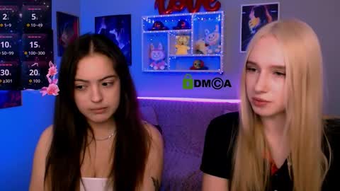 jennifer_sheil online show from March 16, 2026, 8:35 pm