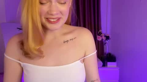 Snapshot of jennifer_shy_ chatting on June 5, 2026, 2:23 pm Jennifer online show from June 5, 2026, 2:23 pm