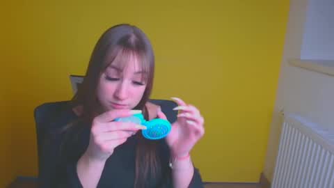 Snapshot of jennifer_xo_ chatting on December 25, 2024, 10:17 am Jennifer online show from December 25, 2024, 10:17 am