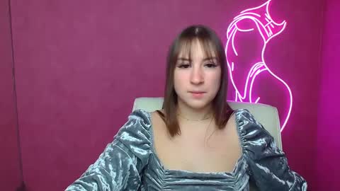 Snapshot of jennifer_xo_ chatting on January 24, 2025, 6:35 am Jennifer online show from January 24, 2025, 6:35 am