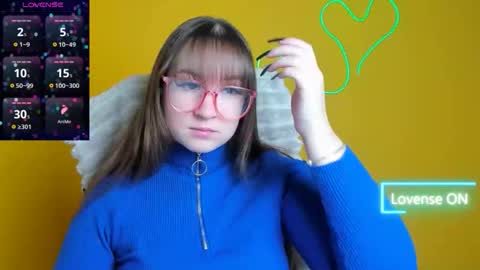 Jennifer online show from December 4, 2025, 6:44 am