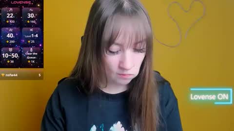 Jennifer online show from December 22, 2025, 6:32 am