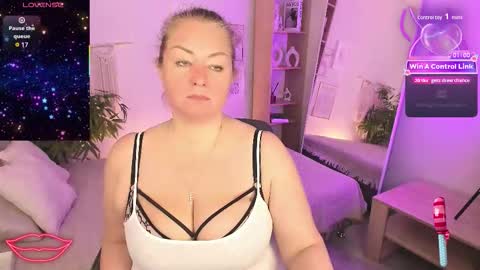 Snapshot of jenniferlight chatting on March 9, 2026, 9:30 pm Jennifer online show from March 9, 2026, 9:30 pm