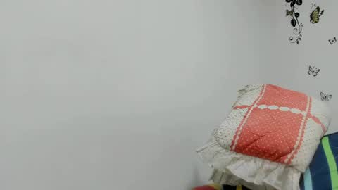 Snapshot of jenniferloveyou chatting on June 15, 2026, 10:23 pm jenniferloveyou online show from June 15, 2026, 10:23 pm
