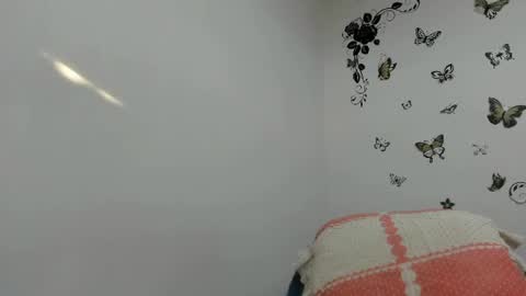 Snapshot of jenniferloveyou chatting on June 20, 2026, 11:57 am jenniferloveyou online show from June 20, 2026, 11:57 am