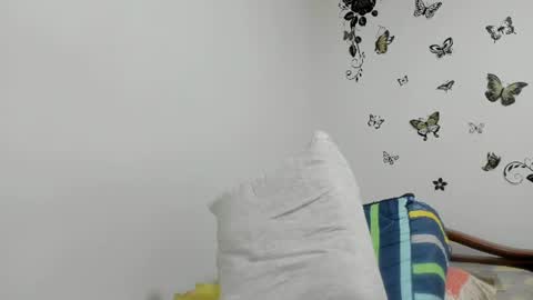 Snapshot of jenniferloveyou chatting on July 5, 2026, 10:28 pm jenniferloveyou online show from July 5, 2026, 10:28 pm