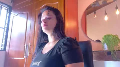 Jennifer vega  online show from March 20, 2026, 8:57 pm