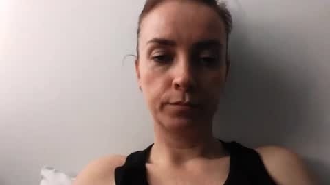 Snapshot of jenniferxsweet chatting on June 15, 2026, 2:19 pm JenniferXSweet online show from June 15, 2026, 2:19 pm