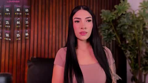     online show from November 21, 2025, 11:53 am