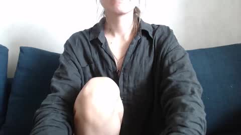 Snapshot of jennnamaaya chatting on February 24, 2025, 6:38 am Jenny online show from February 24, 2025, 6:38 am