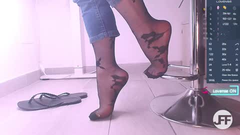 Jenny online show from October 3, 2025, 1:41 pm