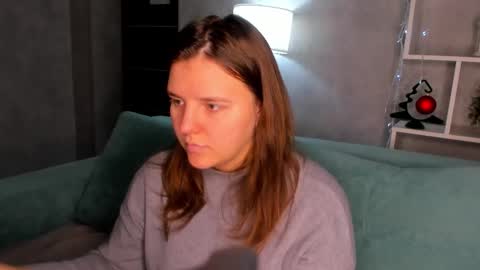 Snapshot of jenny_jimmy chatting on December 3, 2025, 9:18 am Jenny online show from December 3, 2025, 9:18 am